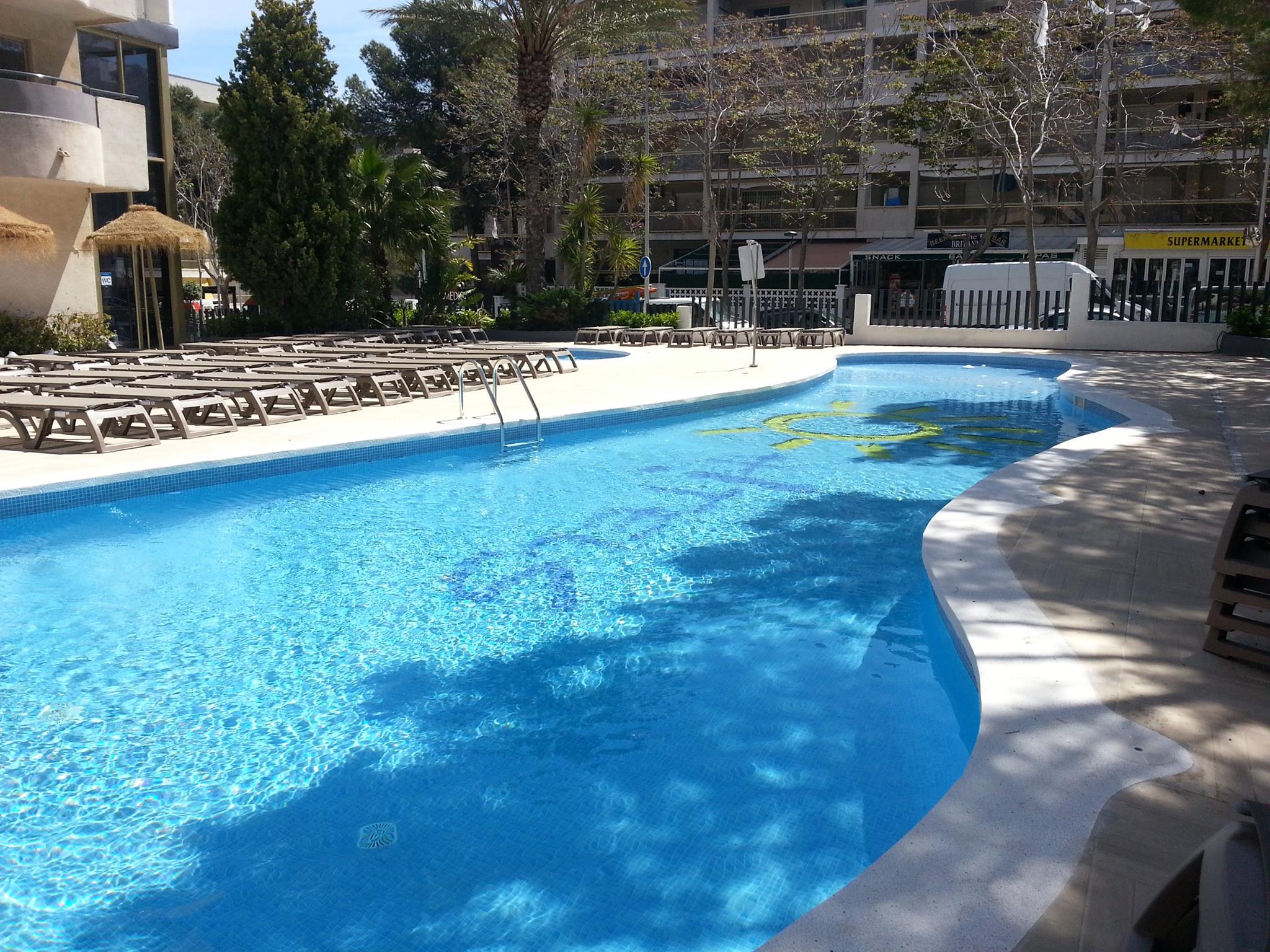 piscina hotel